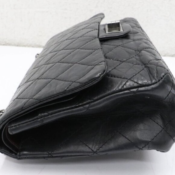 Chanel 2.55 Reissue 226 Double Flap Shoulder Bag - Picture 8 of 15